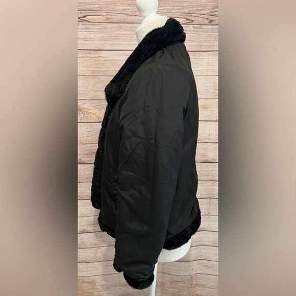 Reversible black faux fur coat size S/M - Picture 6 of 7